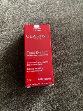 Clarins Total Eye Lift